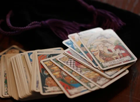 tarot-991041_1920